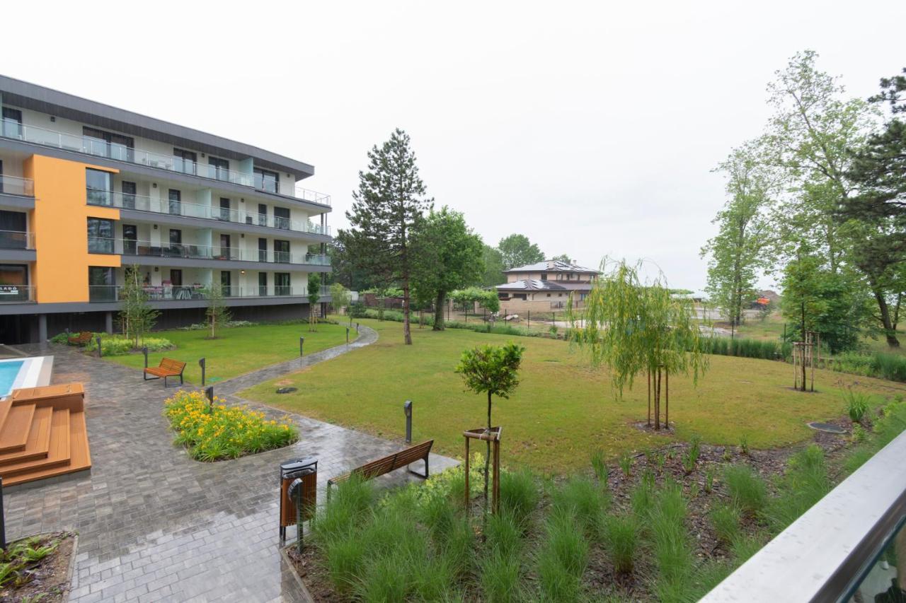 Romai Panorama Apartman Шиофок Экстерьер фото