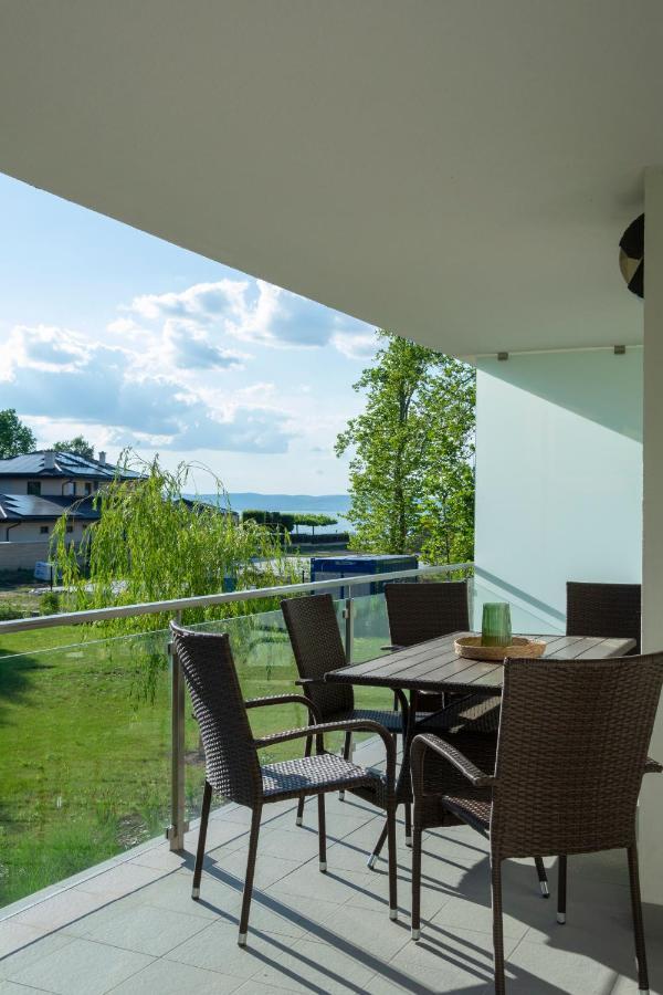 Romai Panorama Apartman Шиофок Экстерьер фото